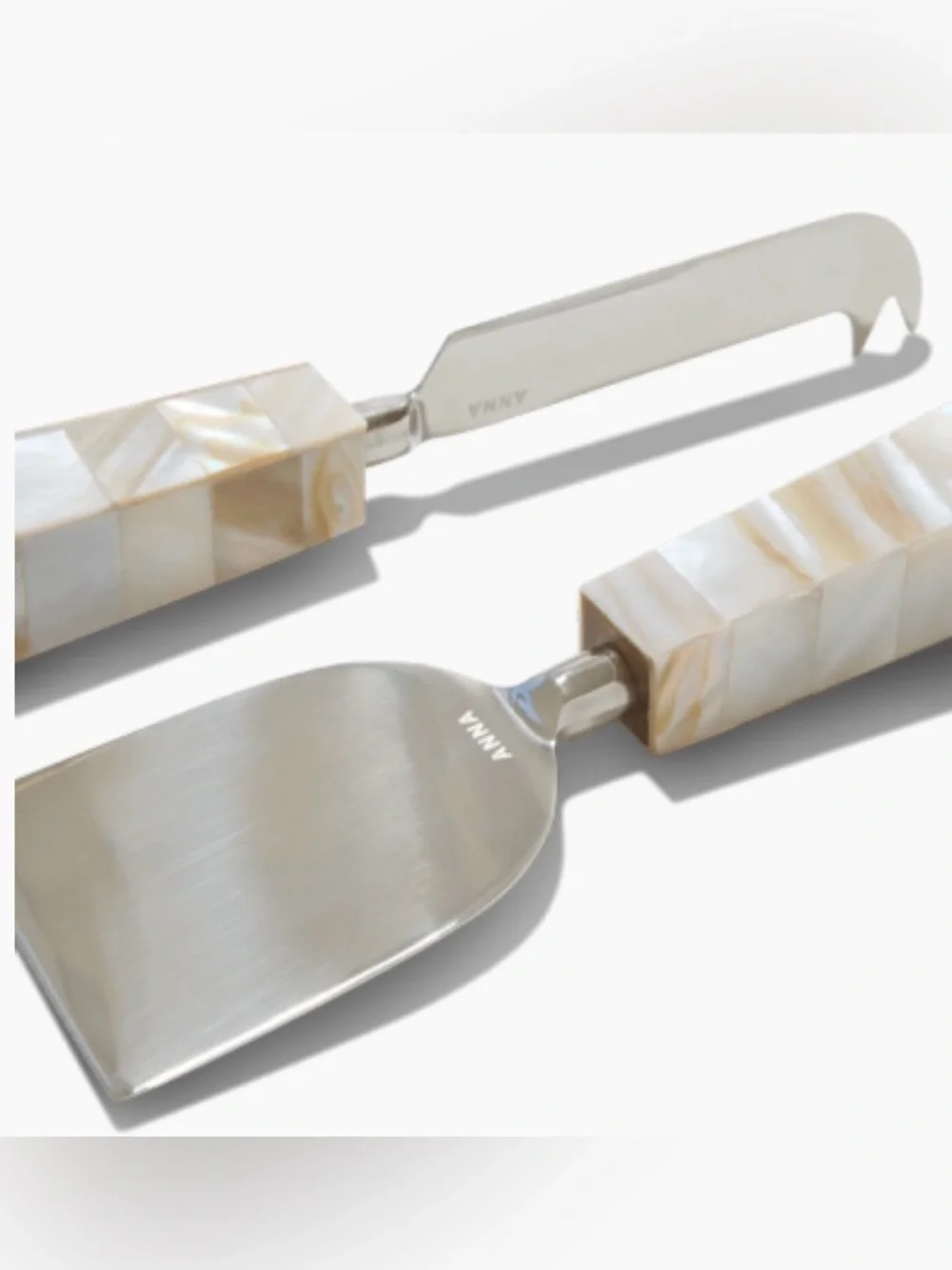 Anna Iridescent Mother-of-Pearl Cheese Knife Set - White & Cream